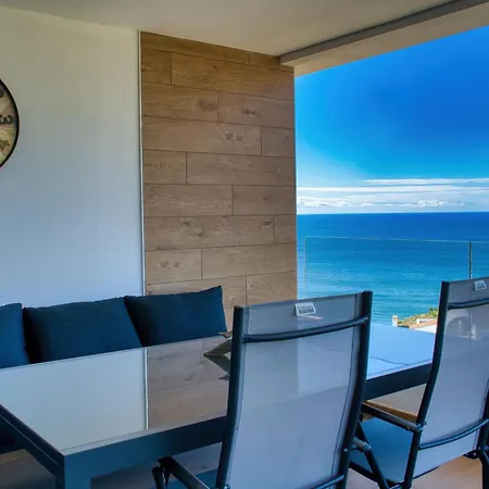 New Sunset Views Apartment *